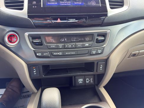 Used 2018 Honda Ridgeline RTL-T image 15