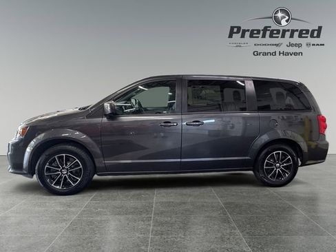 Used 2019 Dodge Grand Caravan GT FWD image 9