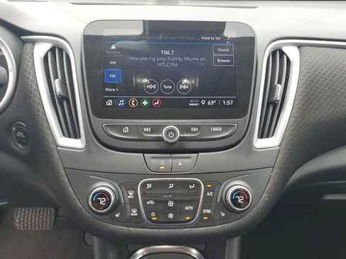 Used 2024 Chevrolet Malibu LT image 28