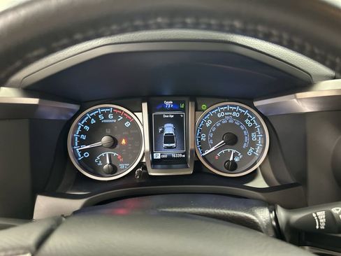 Used 2023 Toyota Tacoma 4x4 Double Cab w/ Trail Edition image 13
