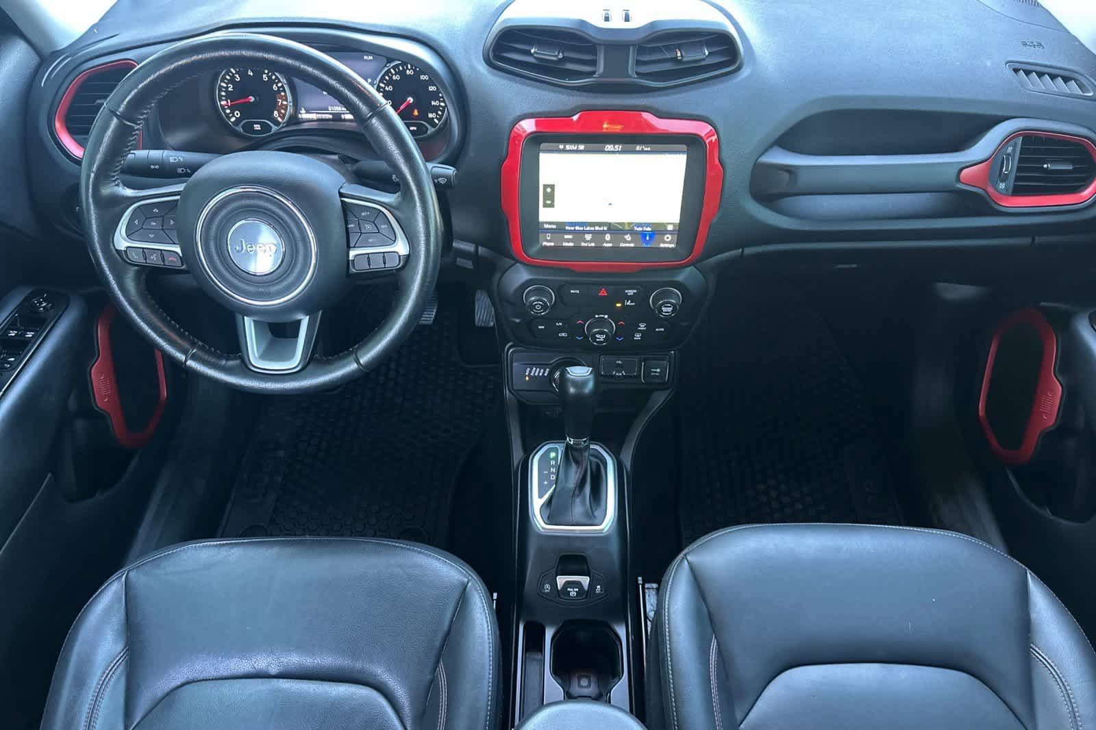 Used 2023 Jeep Renegade Trailhawk w/ Trailhawk Elite Group AWD/4WD image 3