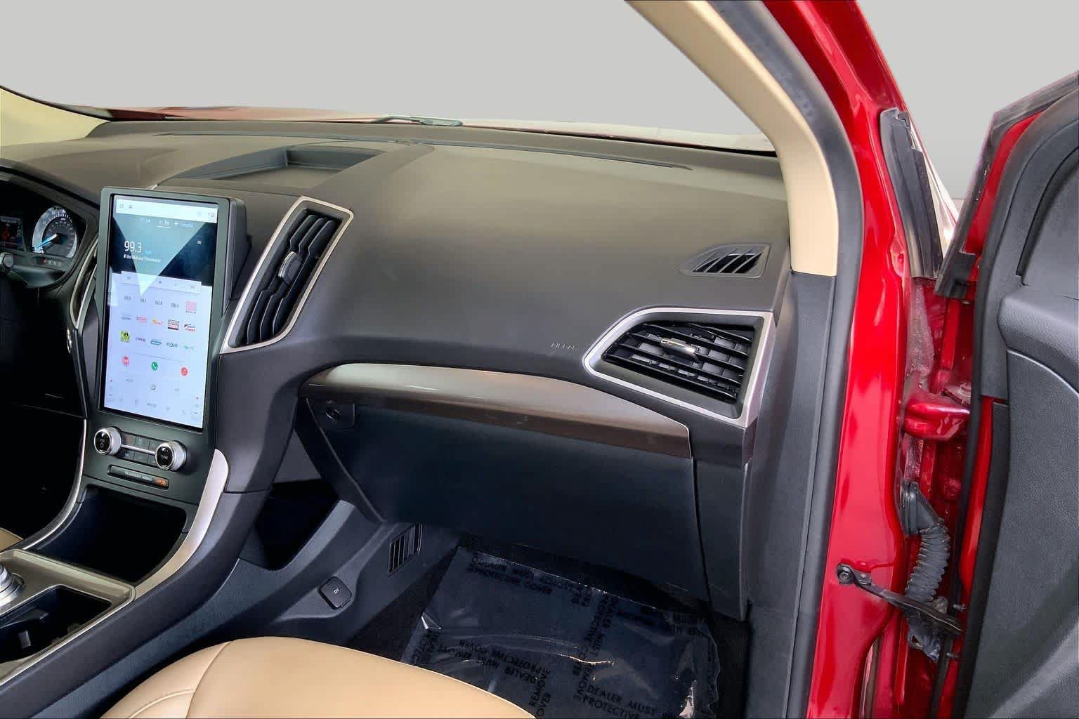 Used 2024 Ford Edge SEL AWD/4WD image 17