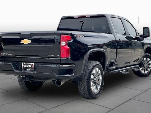 Used 2025 Chevrolet Silverado 2500 Custom w/ Custom Value Package AWD/4WD image 13
