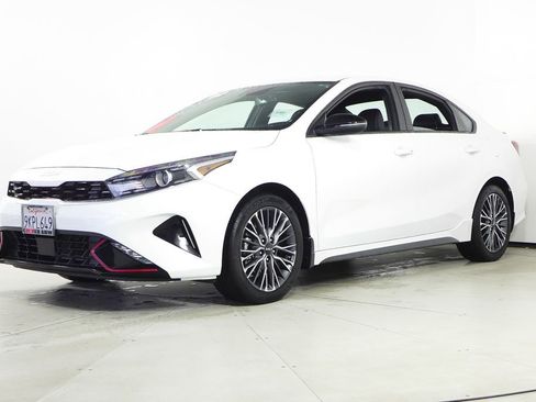 Used 2024 Kia Forte GT-Line image 2