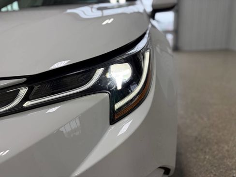 Used 2022 Toyota Corolla LE image 29