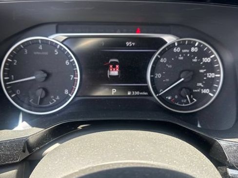 Used 2022 Nissan Pathfinder SL w/ SL Premium Package FWD image 15