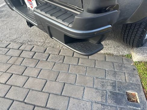 Used 2022 Chevrolet Colorado LT w/ LT Convenience Package image 53