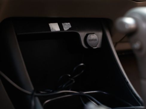 Used 2004 Toyota Camry LE image 34