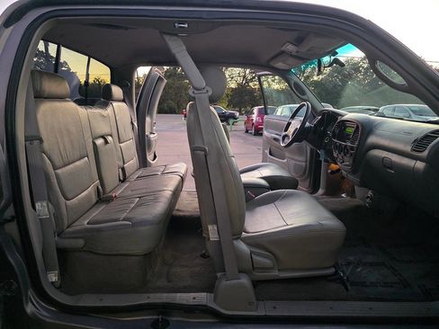 Used 2000 Toyota Tundra Limited image 25