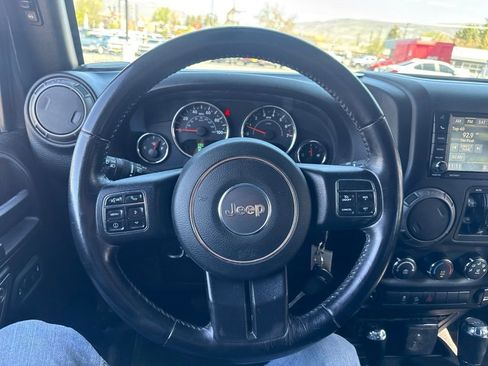 Used 2017 Jeep Wrangler Unlimited Sport w/ Quick Order Package 24S AWD/4WD image 16