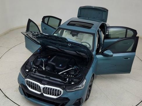 Used 2024 BMW 530i image 83