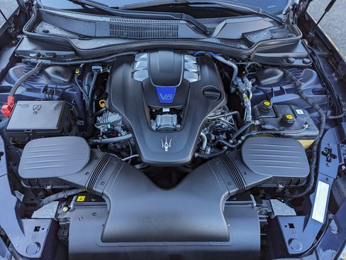 Used 2019 Maserati Ghibli S Q4 image 44