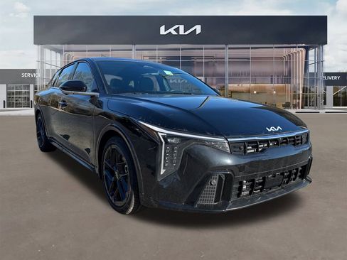 New 2025 Kia K4 GT-Line Turbo image 1