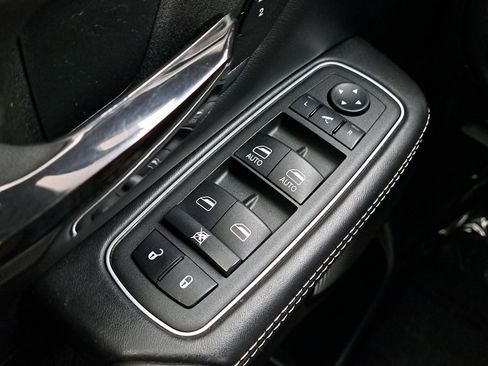Used 2022 RAM 1500 Limited AWD/4WD image 24