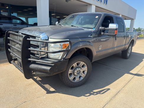 Used 2013 Ford F250 Lariat w/ Chrome Pkg AWD/4WD image 2
