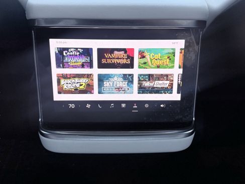 Used 2021 Tesla Model S Plaid image 49