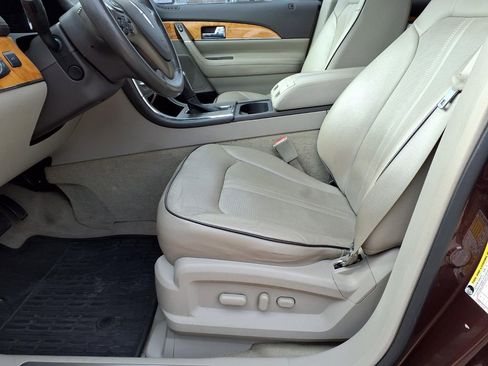 Used 2012 Lincoln MKX FWD image 24