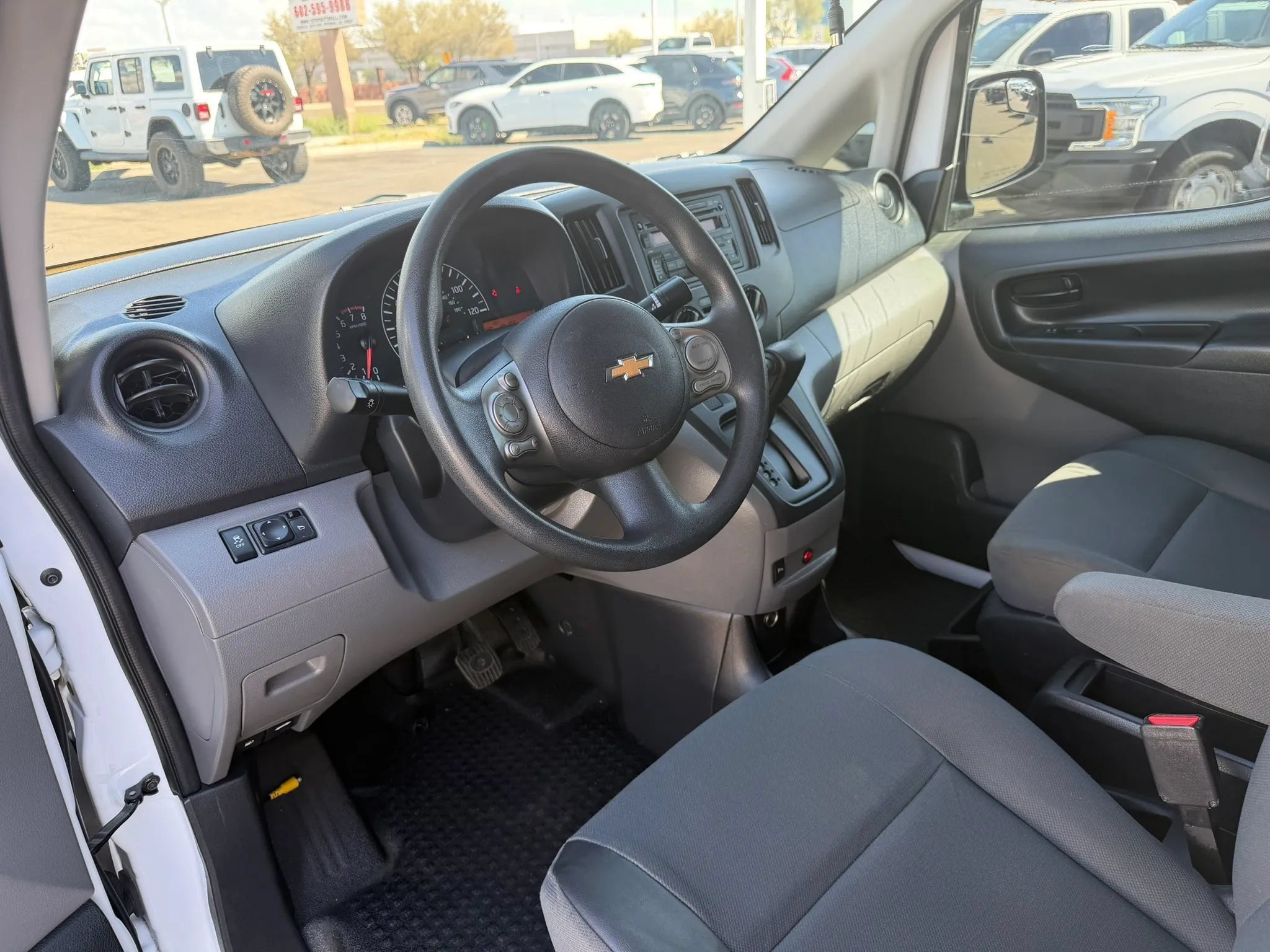 Used 2017 Chevrolet City Express LT FWD image 18