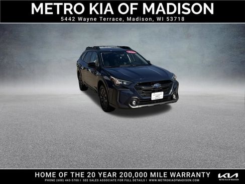 Used 2023 Subaru Outback Onyx Edition XT AWD/4WD image 8