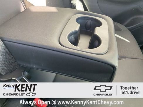 Used 2021 Buick Encore GX Select w/ Sport Touring Package image 11