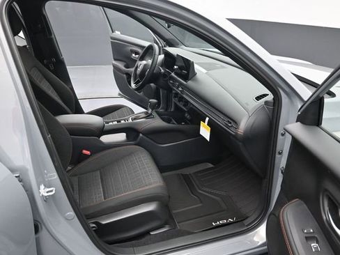 New 2026 Honda HR-V Sport image 27