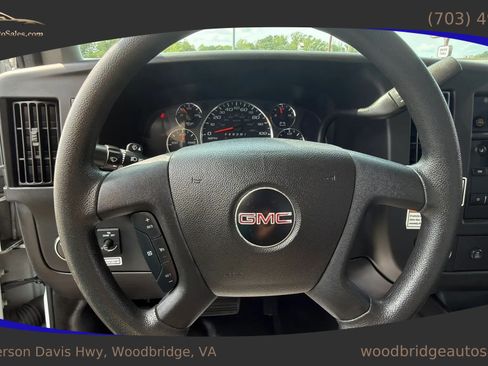 Used 2021 GMC Savana 3500 Extended w/ Power Convenience Package RWD image 15