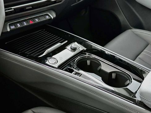 New 2026 Audi Q3 quattro 2.0T AWD/4WD image 16
