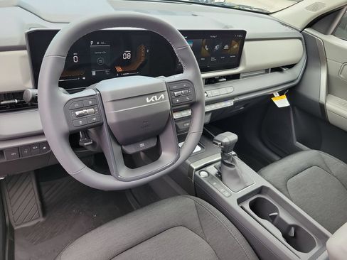 New 2027 Kia Seltos S FWD image 11
