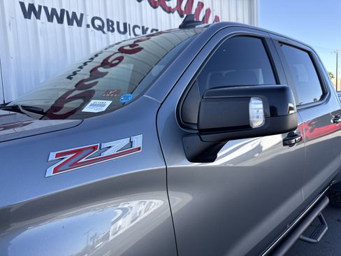 Used 2021 Chevrolet Silverado 1500 LT Trail Boss w/ Convenience Package II image 5