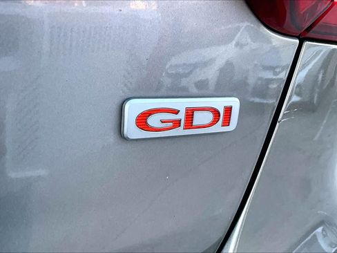 Used 2014 Kia Sorento LX image 9