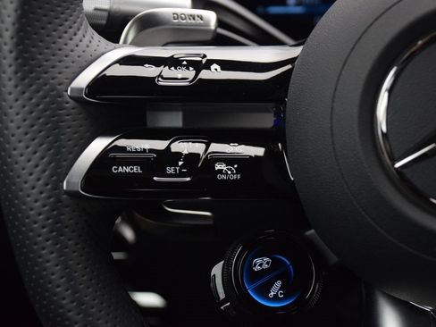 Used 2025 Mercedes-Benz SL 55 AMG 4MATIC image 23