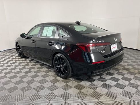 Used 2025 Honda Civic Sport image 12