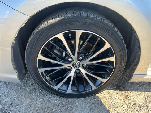 Used 2018 Toyota Camry SE image 26