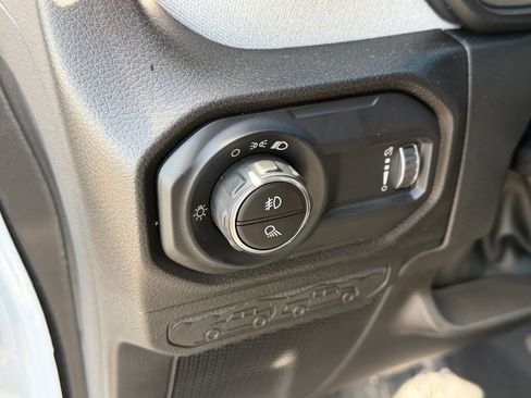 New 2026 Jeep Gladiator Sport AWD/4WD image 18