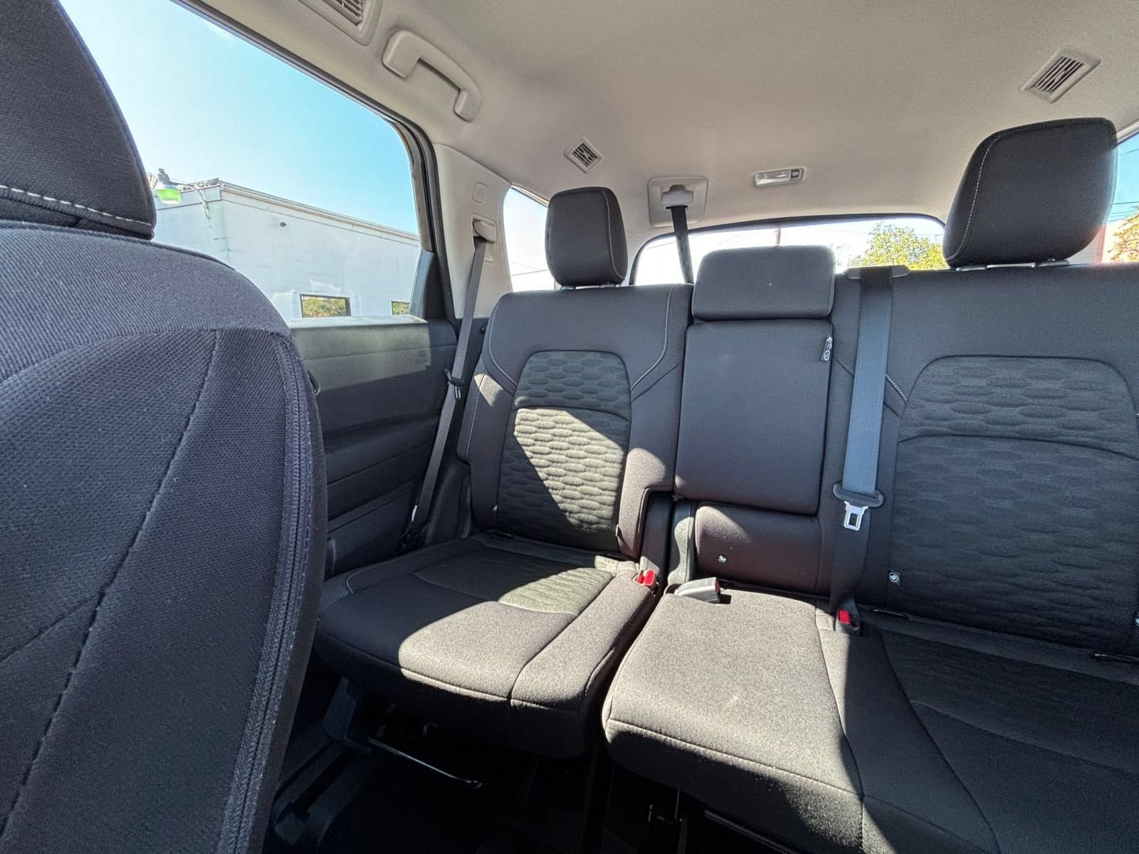 Used 2026 Nissan Pathfinder SV FWD image 41