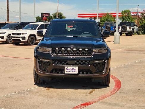 New 2026 Jeep Grand Cherokee Limited AWD/4WD image 7