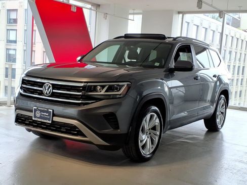Used 2023 Volkswagen Atlas SE w/ Panoramic Sunroof Package AWD/4WD image 1