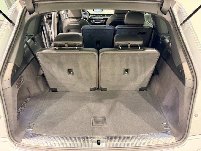 Used 2019 Audi Q7 3.0T Prestige AWD/4WD image 28