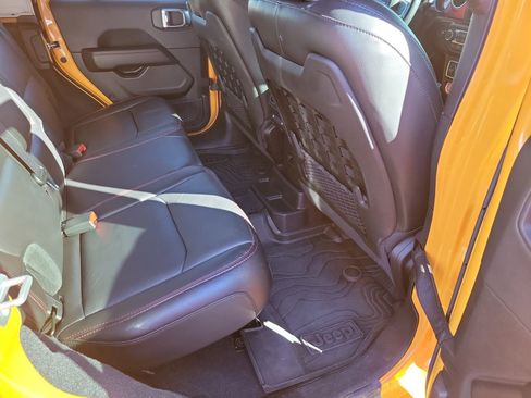 Used 2021 Jeep Wrangler Unlimited Rubicon image 29