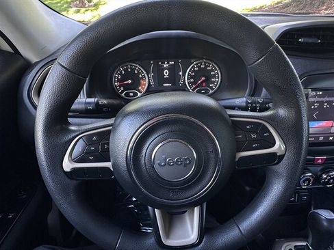 Used 2017 Jeep Renegade Sport w/ Power & Air Group image 13