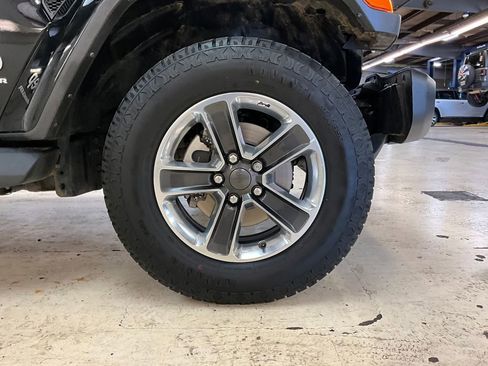 Certified 2023 Jeep Wrangler Sahara image 14