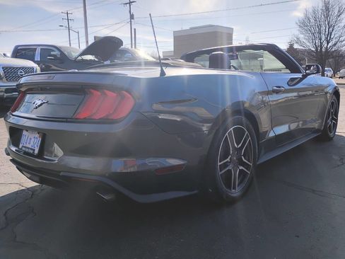 Used 2020 Ford Mustang Premium image 8