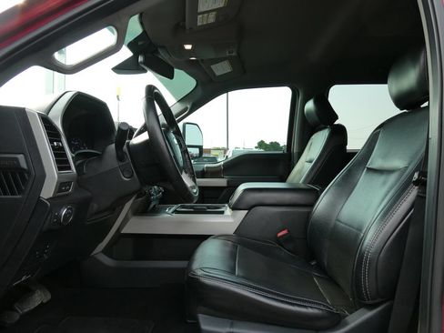 Used 2019 Ford F250 Lariat w/ Lariat Ultimate Package AWD/4WD image 22