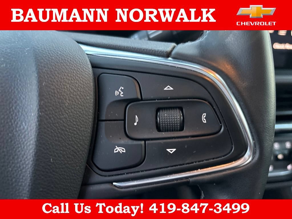 Used 2024 Buick Envista Sport Touring w/ Convenience I Package FWD image 28