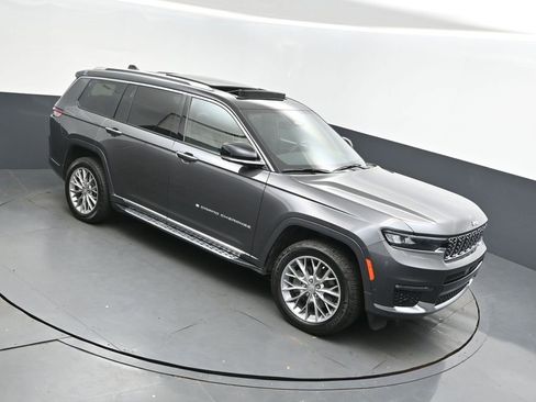 Used 2022 Jeep Grand Cherokee L Summit w/ Advanced Protech Group IV image 1