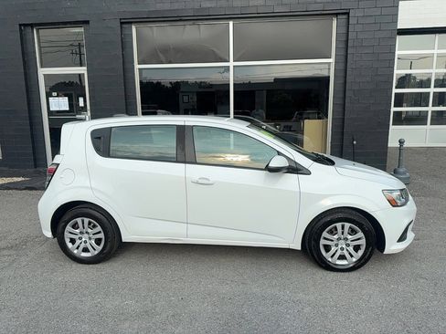 Used 2019 Chevrolet Sonic LT image 8