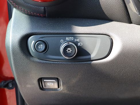 Used 2021 Chevrolet Blazer RS image 16