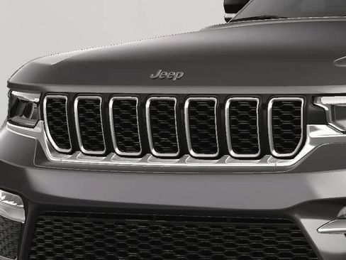 New 2025 Jeep Grand Cherokee Limited image 14