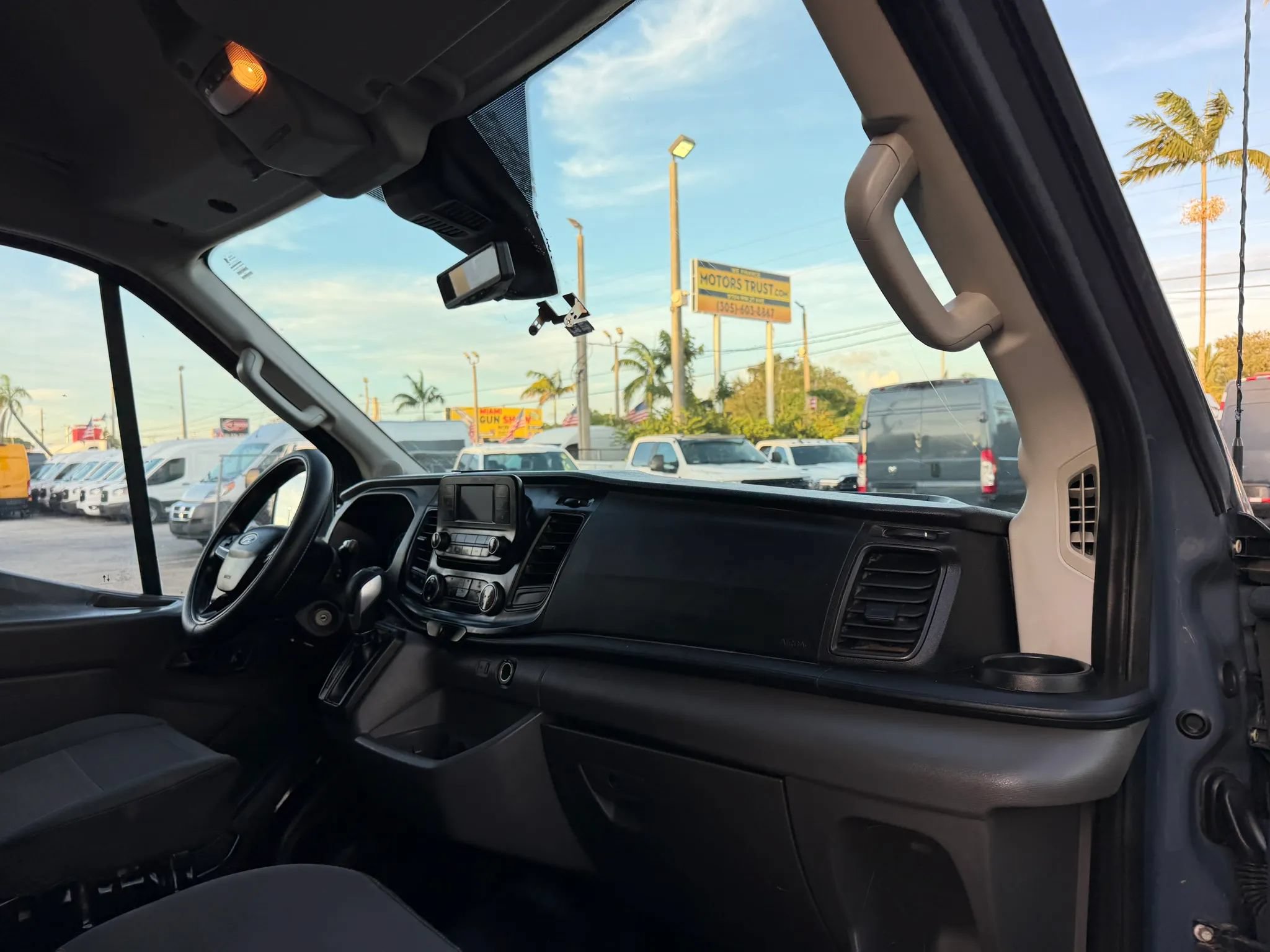 Used 2020 Ford Transit 250 148 High Roof Extended RWD image 14