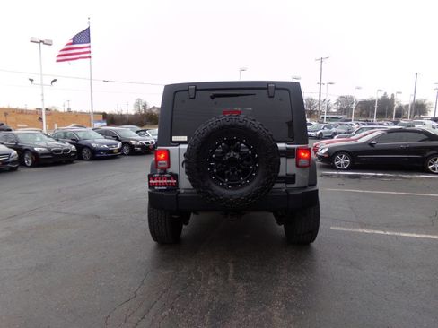 Used 2014 Jeep Wrangler Unlimited Sport w/ Quick Order Package 24S AWD/4WD image 7